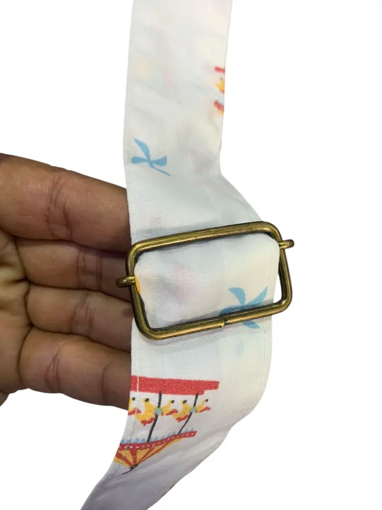 Feeding%20Apron%20(3).webp
